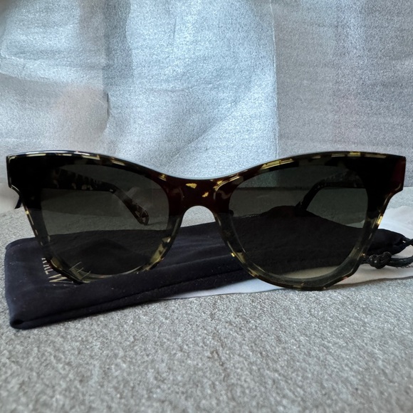 Krewe Aubry Nylon in Zulu NWT. Comes with Dustbag main image 5